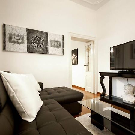 Banchi - Classic Apartment Between Navona And Campo Dei Fiori Rome Exterior photo